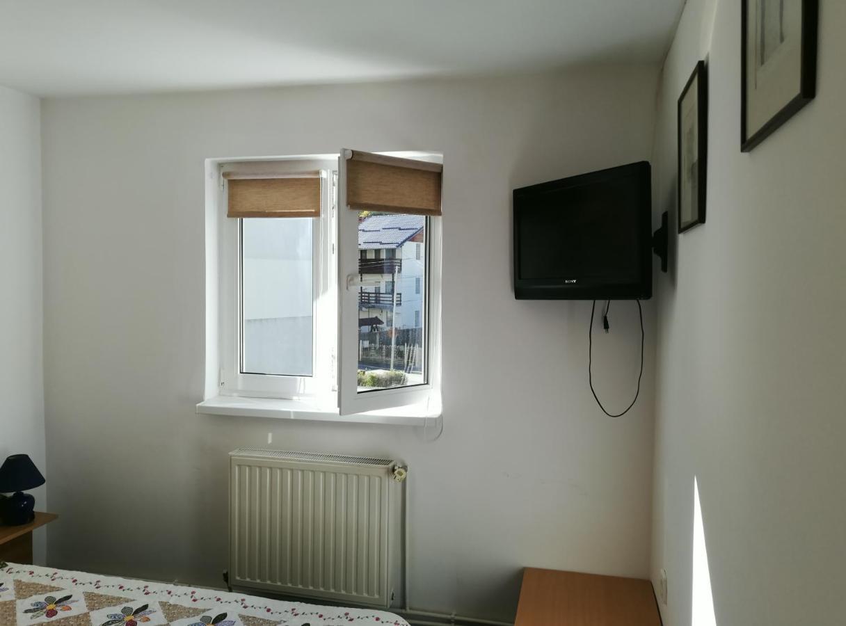 Apartament Langa Castan Apartment Azuga Ngoại thất bức ảnh